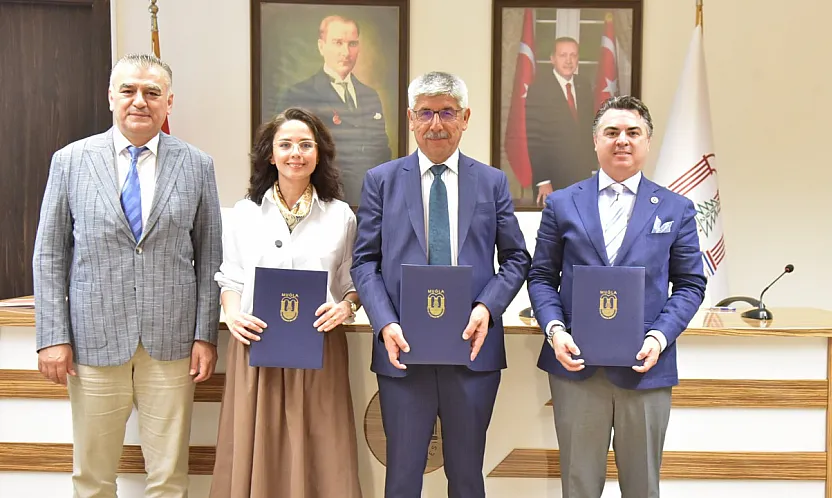 'Mahalleden Kliniğe Gülüş Yolculuğu' Projesi İçin Üçlü İş Birliği