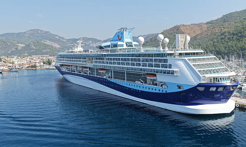 'Marella Discovery' kruvaziyeri Marmaris'e 1810 turist getirdi