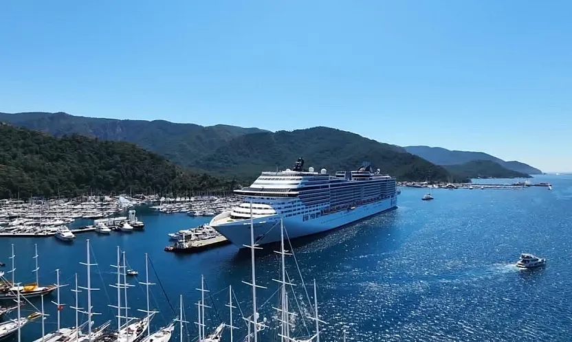 Marmaris'i bir haftada üç kruvaziyer ziyaret edecek