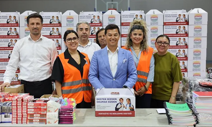 Marmaris'te öğrenciler yeni eğitim yılına destekle başlıyor