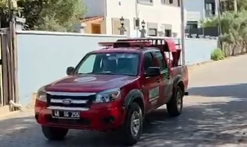Marmaris'te orman ekiplerinden megafonlu yangın uyarısı