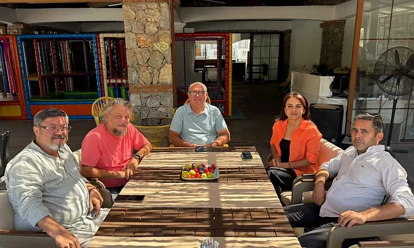 Mehmet Demir, 4'lü Masa'da Siyasi Gündemi Değerlendirdi