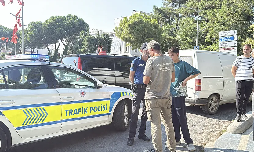 Menteşe'de ehliyetsiz sürücünün karıştığı kazada motosikletli yaralandı
