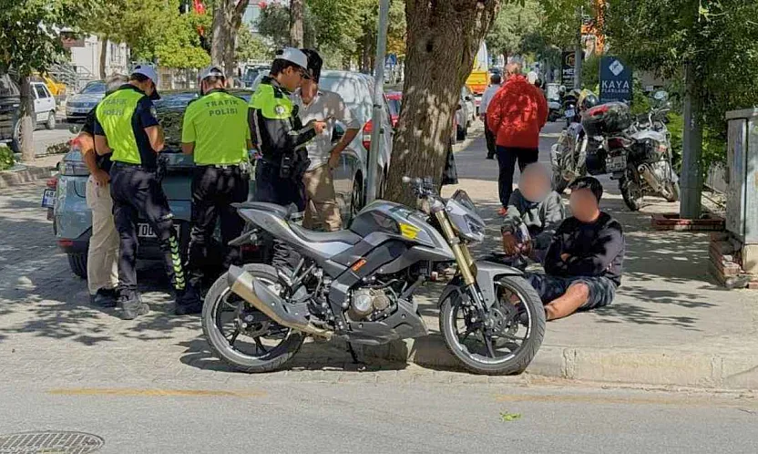 Menteşe'de otomobil ile motosiklet çarpıştı: 1 yaralı