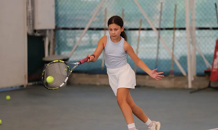 Menteşe'de tenis heyecanı başladı