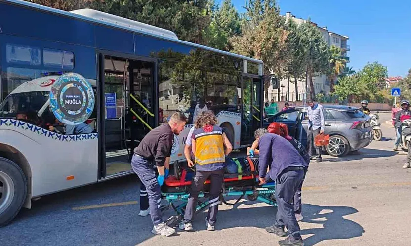 Menteşe'de trafik kazası: 2 yaralı