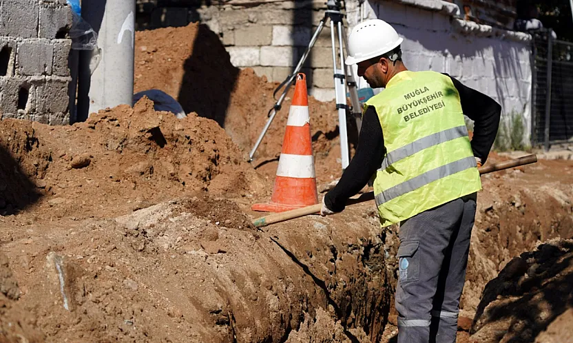 Milas Küçükdibekdere'de 5 bin 500 metrelik altyapı yatırımı