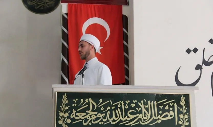 Muğla Camilerinde Cuma Hutbesi: Vatan Sevgisi ve Bağımsızlık Vurgusu