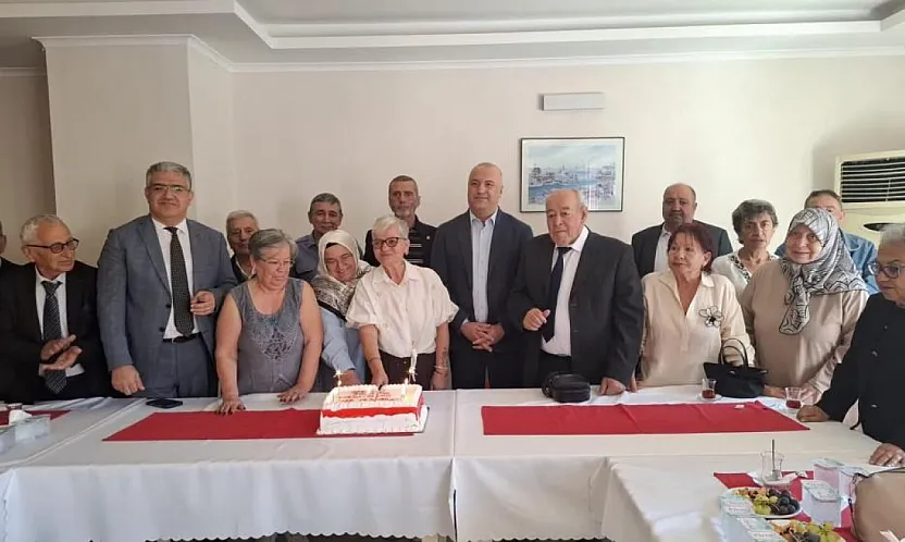 Muğla'da 1 Ekim Dünya Yaşlılar Günü huzurevinde kutlandı