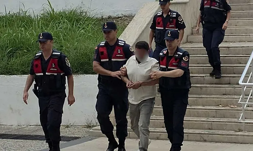 Muğla'da av tüfeğiyle 1 kişiyi öldürüp, 1 kişiyi yaraladığı iddiasıyla yakalanan zanlı tutuklandı