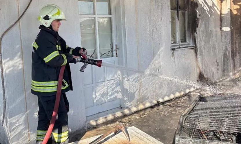 Muğla'da buzdolabından çıkan yangın söndürüldü