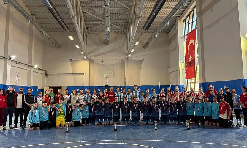 Muğla'da Cumhuriyet Kupası Hokey Turnuvası tamamlandı