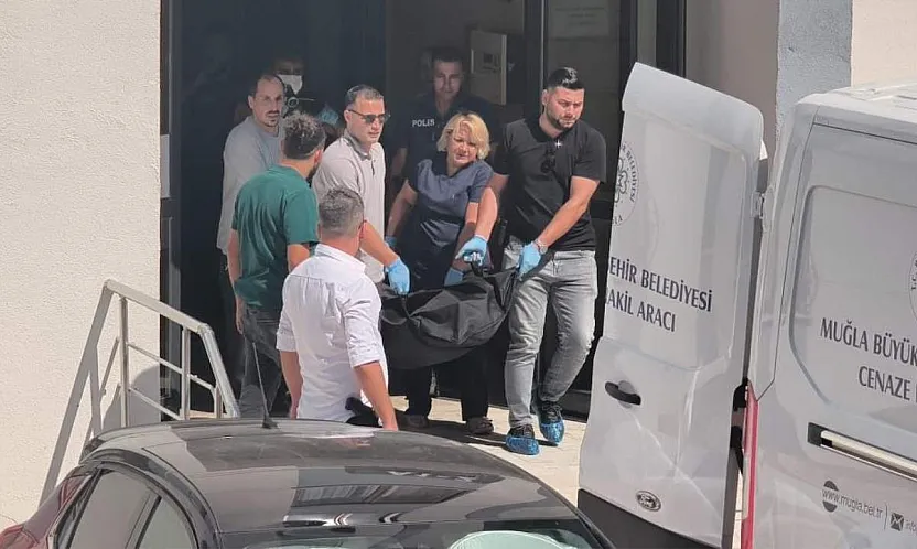 Muğla'da eski sevgilisini silahla öldürdükten sonra aynı silahla kendini vurdu