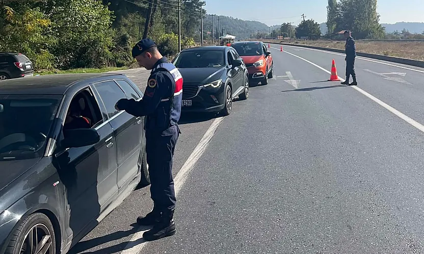 Muğla'da Jandarma trafik timlerince bir haftada 27 bin 741 araç denetlendi