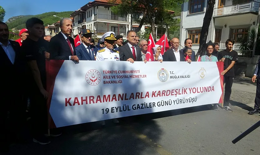 Muğla'da 'Kahramanlarla Kardeşlik Yolunda' yürüyüşü düzenlendi