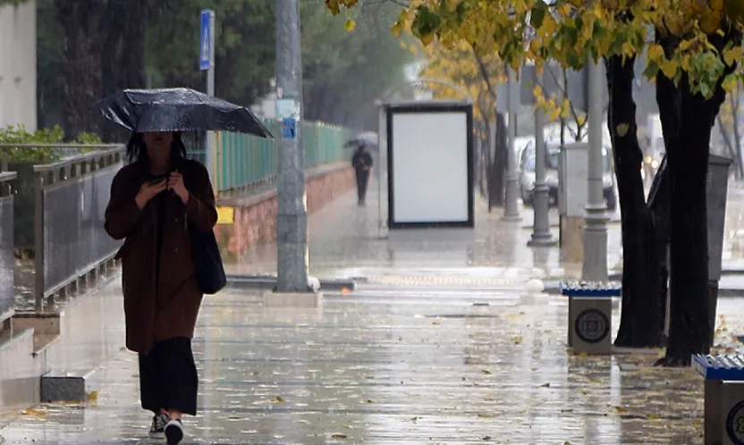 Muğla'da kuvvetli sağanak alarmı! İlçe ilçe hava durumu açıklandı