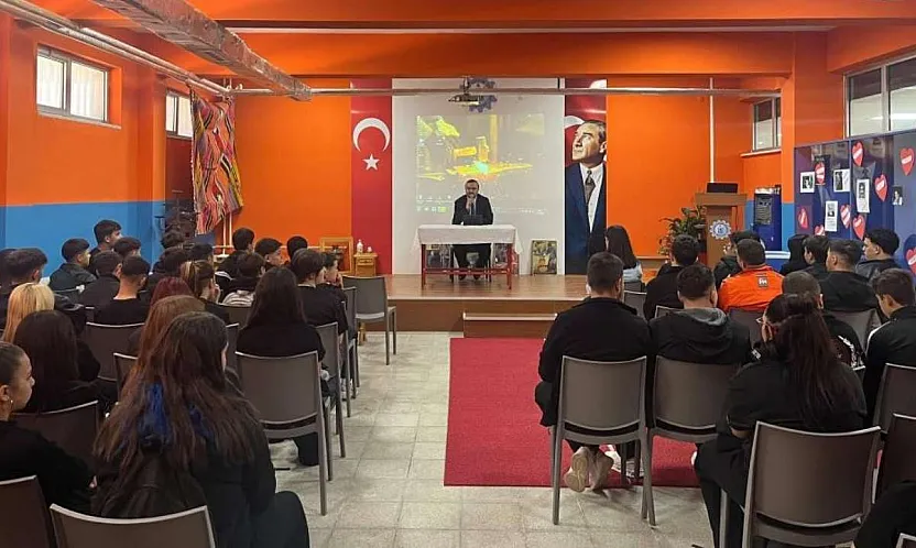 Muğla'da MESEM öğrencilerine 'Cami ve Sosyal Hayat' konferansı