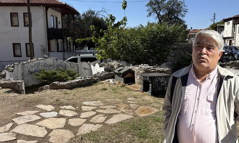 Muğla'da Üç Erenler Türbesi'nin aslından sonra kopyası da kayboldu