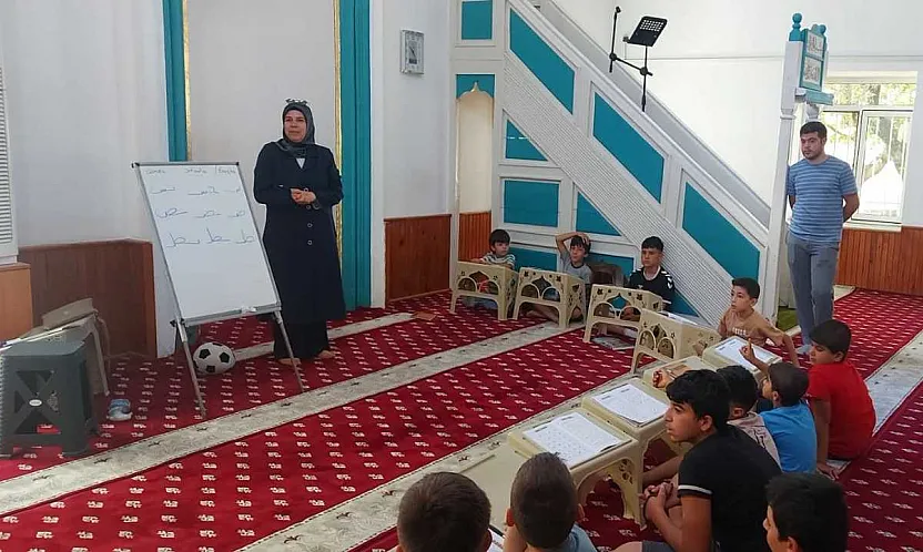 Muğla İl Müftü Yardımcısı Hamide Belgrat'tan Yaz Kur'an Kurslarına Ziyaret