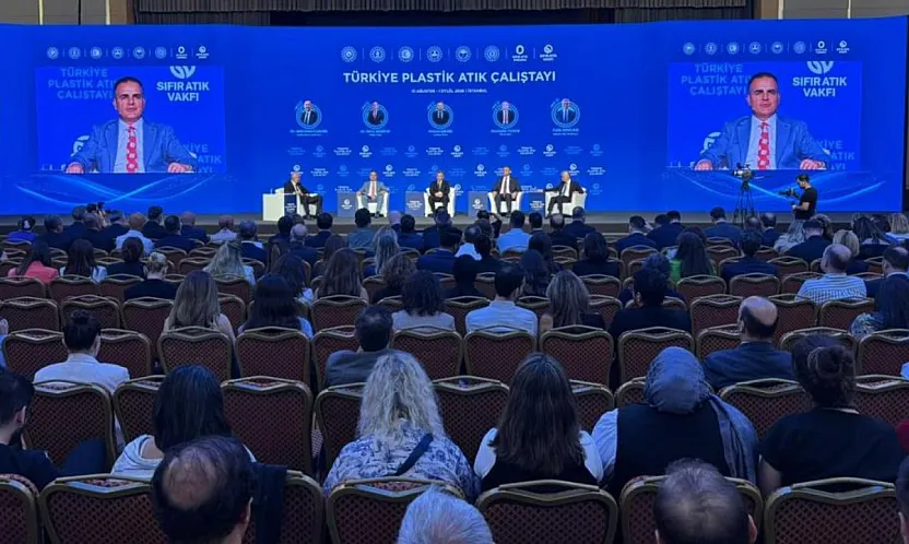 Muğla Valisi Akbıyık, Türkiye plastik atık çalıştayı'nda 'Muğla modeli'ni anlattı