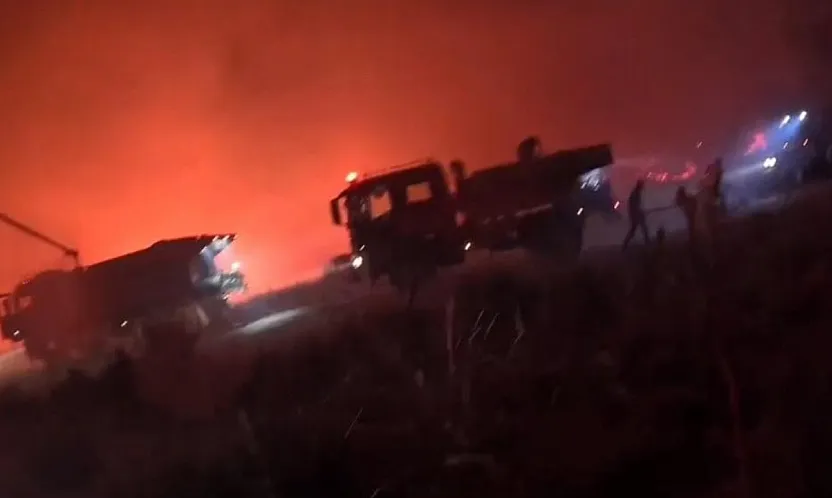 Muğla ve Aydın'da ateş savaşçılarının mücadelesi aksiyon kamerasına yansıdı