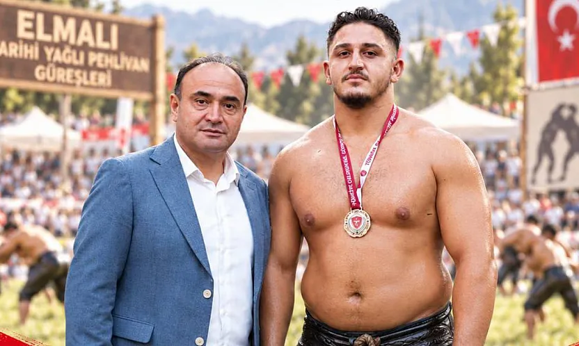 Muhammed Enes Özcan Başpehlivanlığa Yükseldi