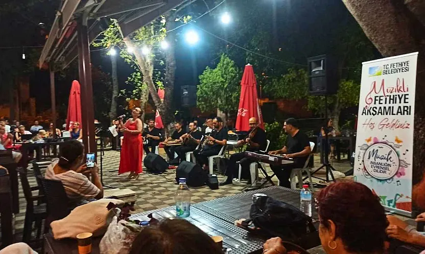 Müzikli Fethiye Akşamları'nda Liman Halk Evi'nde unutulmaz gece