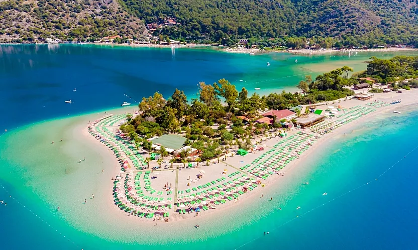 Ölüdeniz Avrupa'nın en değerli 4. plajı seçildi