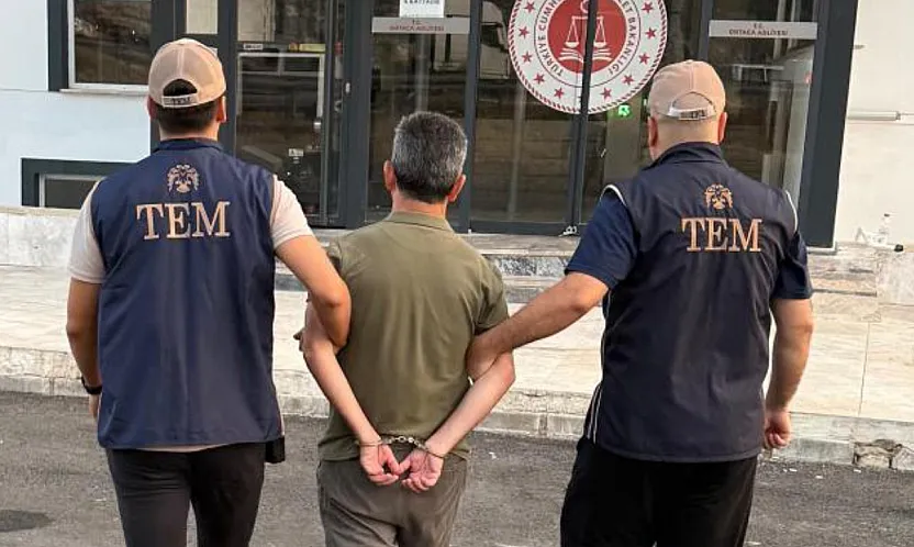 Ortaca'da Aranan FETÖ Üyesi Emniyet Güçlerince Yakalanarak Cezaevine Gönderildi
