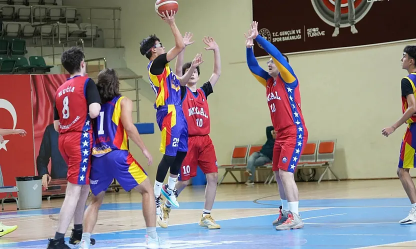 Parkenin genç yıldızları Muğla'da sahnede