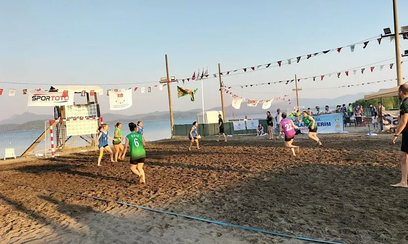 Plaj Hentbolu Köyceğiz'de tüm heyecanı ile devam ediyor