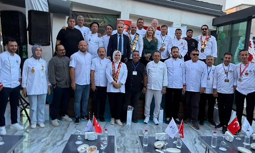Şef Mavi Fethiye Profesyonel Aşçılar Derneği , Kazdağları Gastronomi Festivali'nde Fethiye'yi Temsil Etti