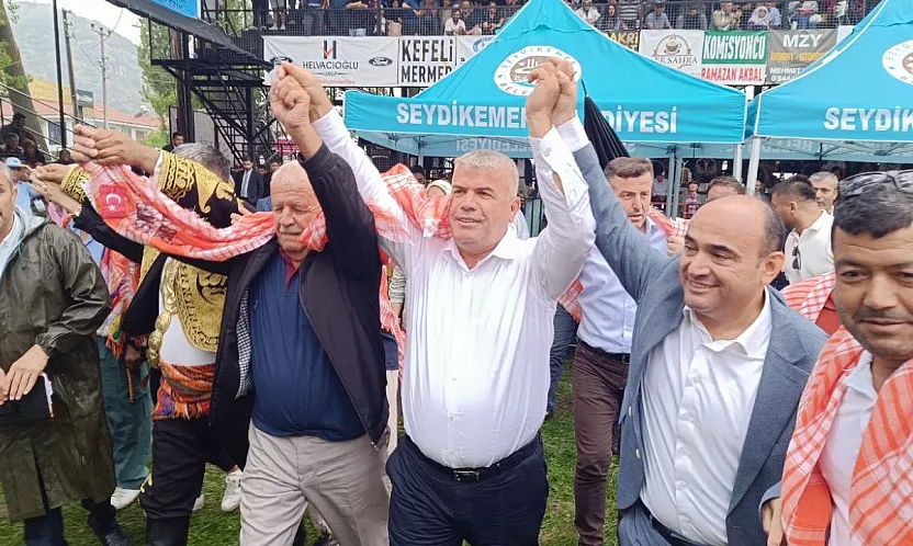 Seki Yağlı Pehlivan Güreşleri'nde ağalık ihalesini Ramazan Sarıca kazandı
