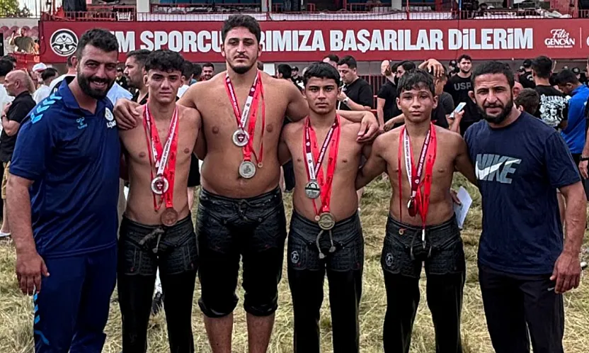 Seydikemerli Pehlivanlardan Kırkpınar'da 4 Madalya