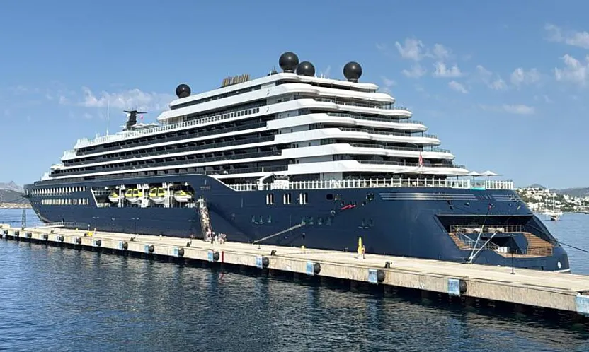 Ultra lüks kruvaziyer yeniden Bodrum'da