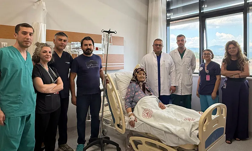 Yatağan'da Yüksek riskli hastaya bölgesel anastezi ile operasyon