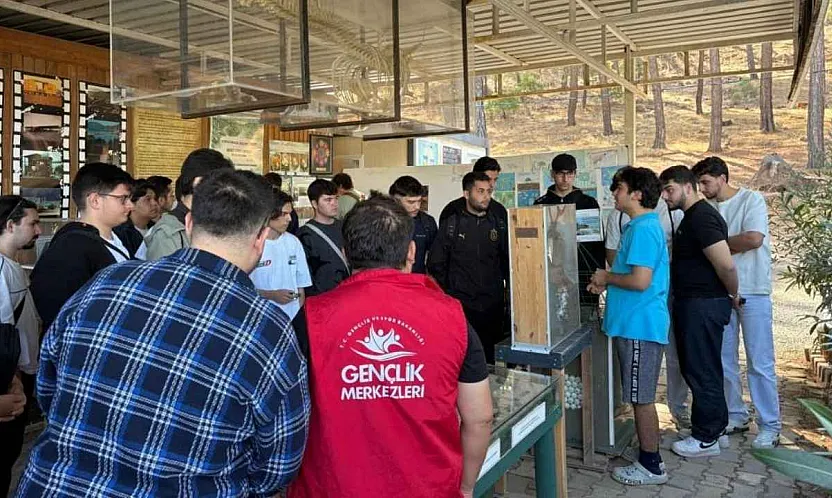 Yeni öğrenciler 'Gelin Tanış Olalım' projesiyle Muğla'yı keşfetti