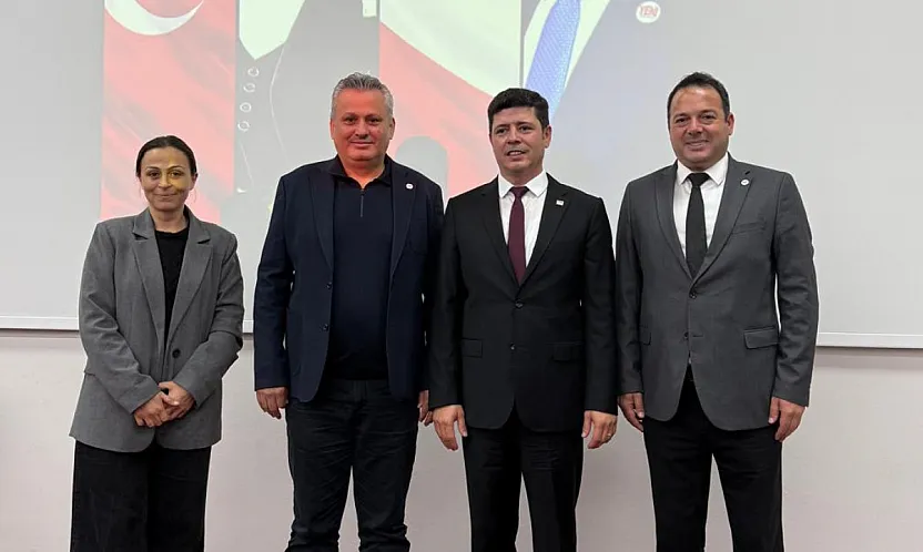 Yeni Parti Muğla'da iki adaylı seçim öncesi kongre yapıldı