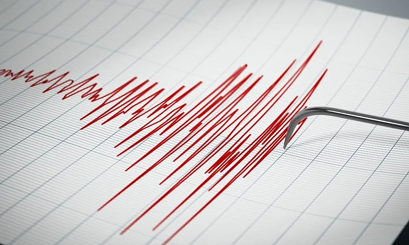 Yunanistan Oniki Adalar'da 5.3 Büyüklüğünde Deprem! Fethiye'de de hissedildi